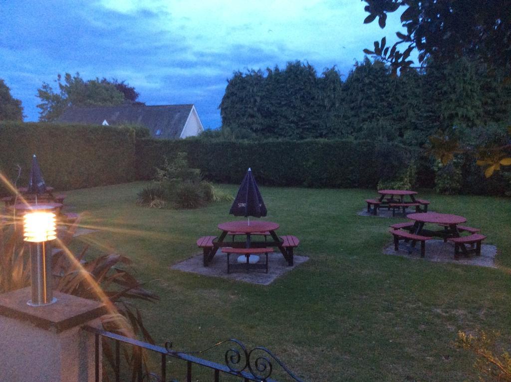 Taychreggan Hotel Dundee Buitenkant foto