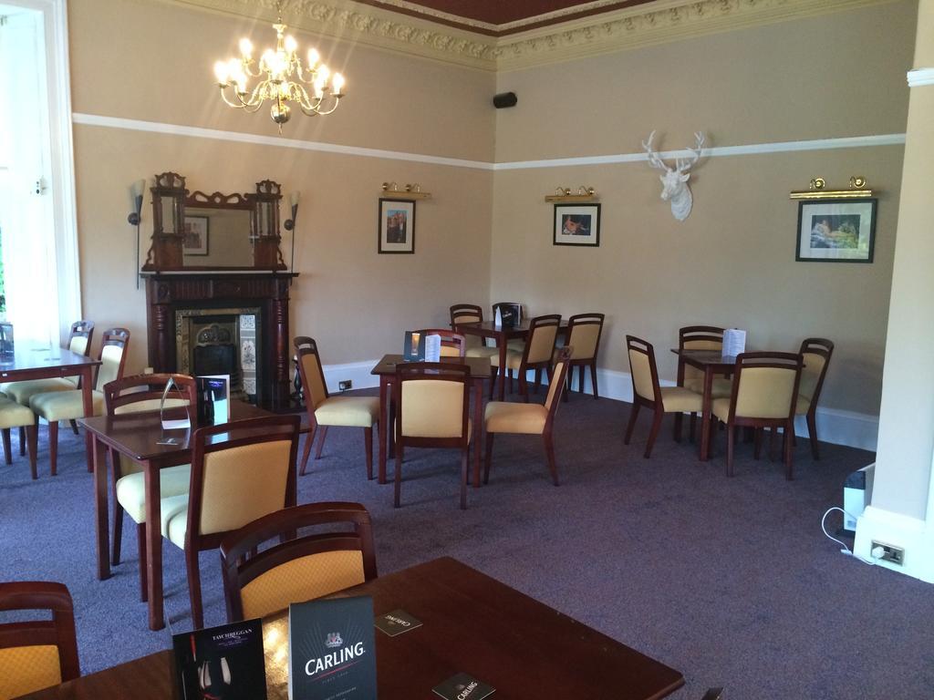 Taychreggan Hotel Dundee Buitenkant foto