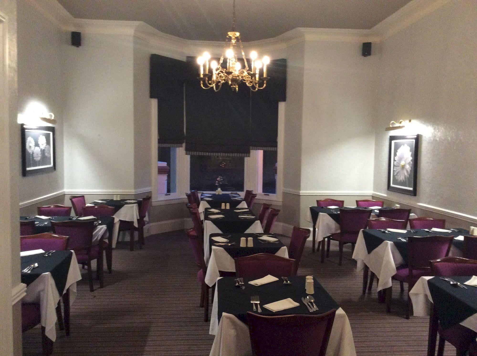 Taychreggan Hotel Dundee Buitenkant foto