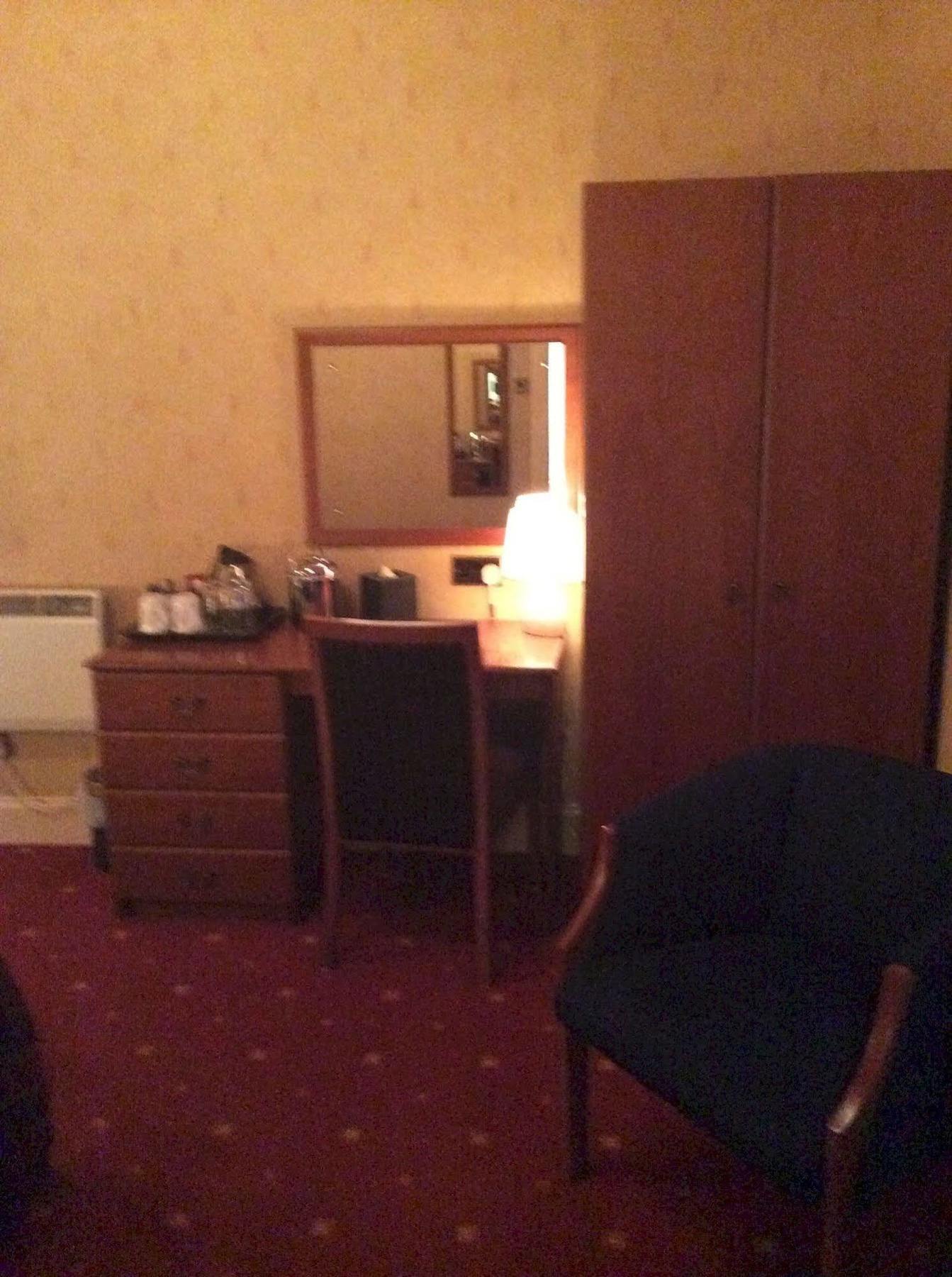 Taychreggan Hotel Dundee Buitenkant foto